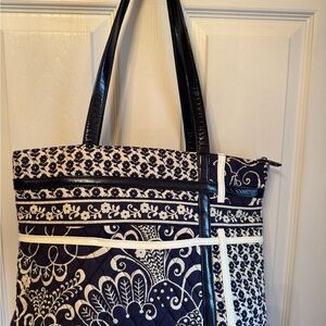 Vera Bradley Blue Twirly Birds Womens
Purse Handbag